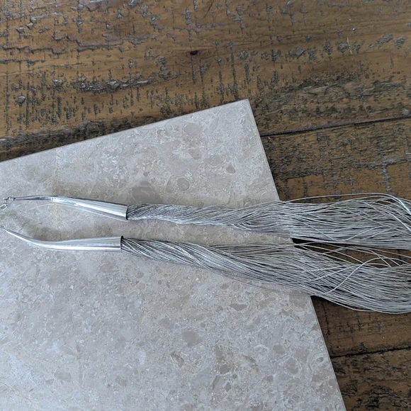 Vintage Navajo Sterling Silver 50 Strands Liquid Long Necklace. - Picture 5 of 7